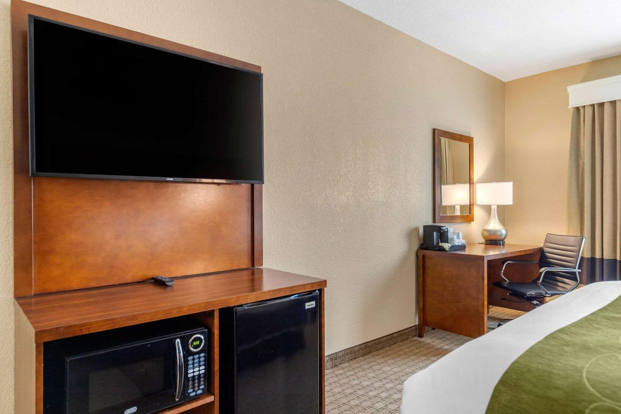 Comfort Suites San Antonio Airport North Buitenkant foto