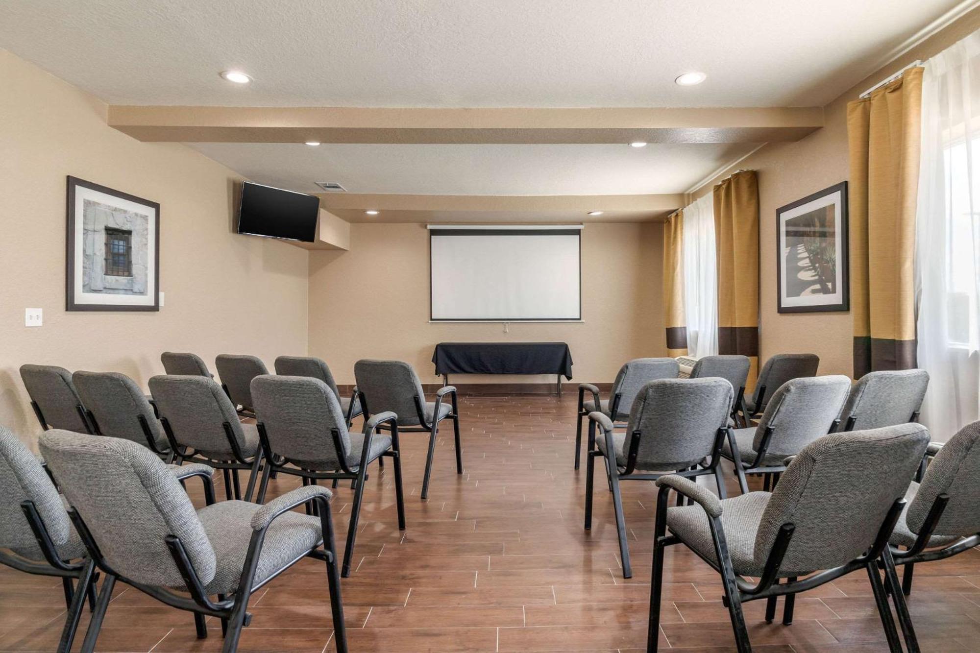 Comfort Suites San Antonio Airport North Buitenkant foto