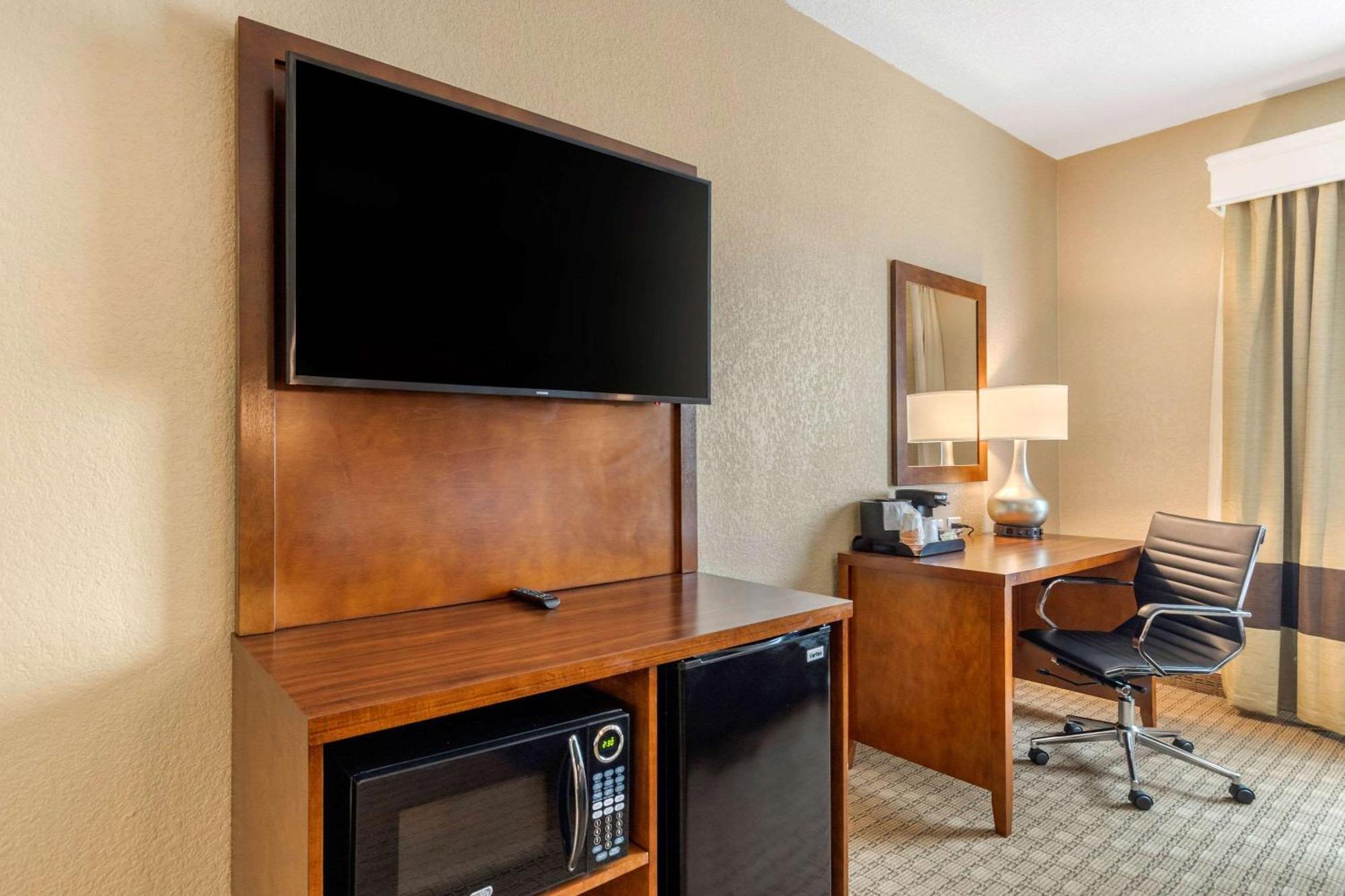 Comfort Suites San Antonio Airport North Buitenkant foto