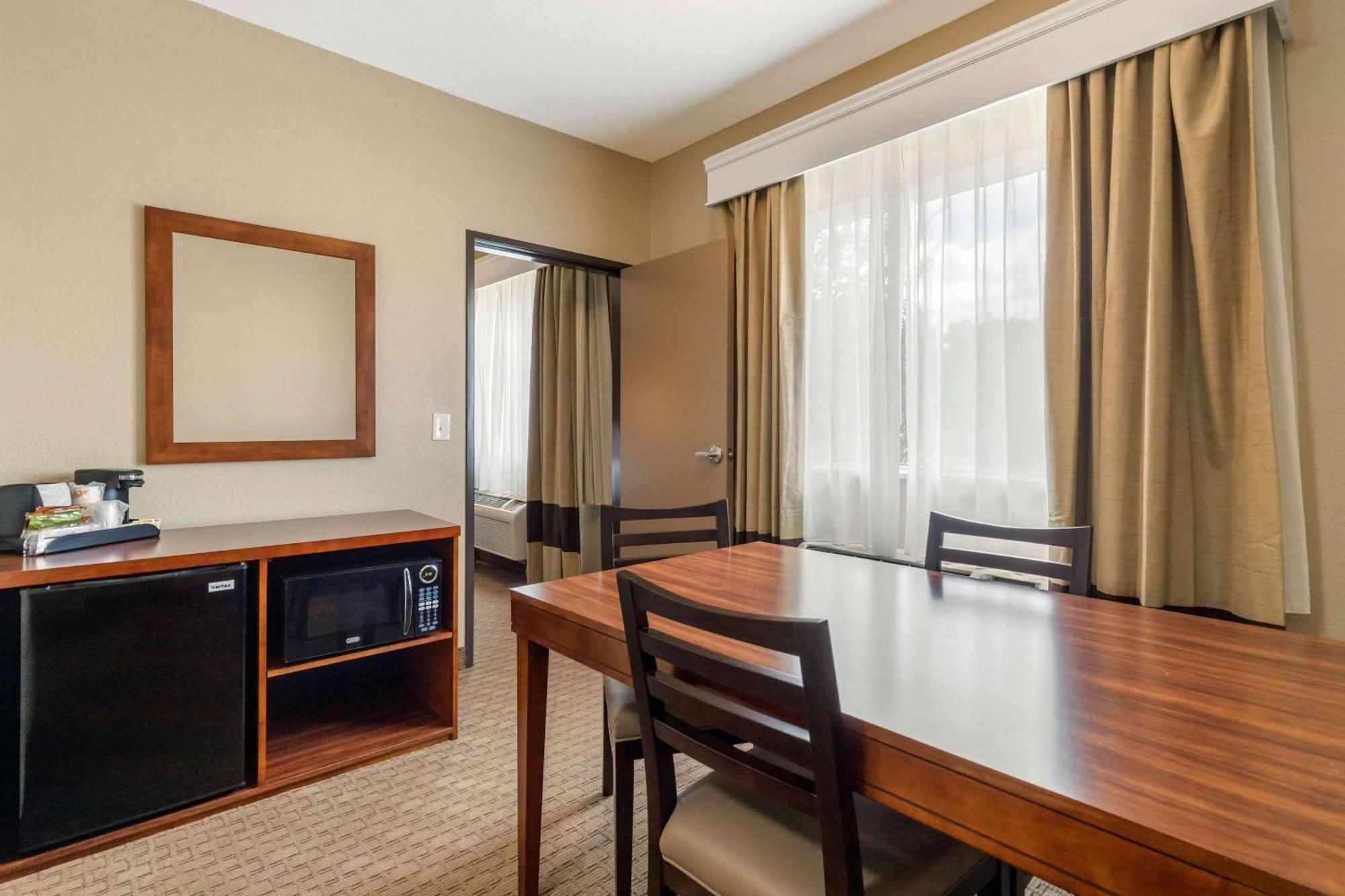 Comfort Suites San Antonio Airport North Buitenkant foto